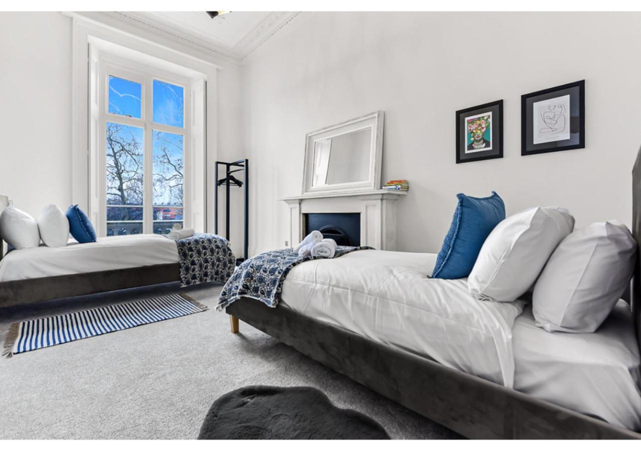 ロンドンUpscale Urban Haven: Luxury Flatアパートメント エクステリア 写真