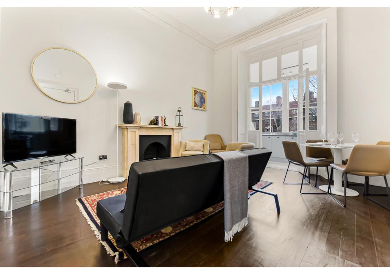 ロンドンUpscale Urban Haven: Luxury Flatアパートメント エクステリア 写真